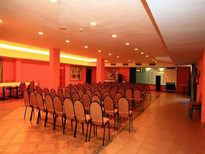 Ohtels Vila Romana Salou Exterior foto